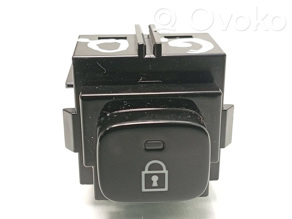 Polestar 2 Central locking switch button 