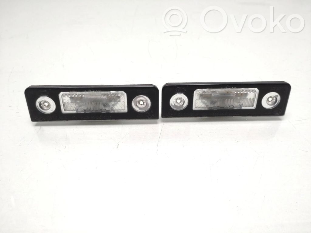 Skoda Octavia Mk2 (1Z) Lampa oświetlenia tylnej tablicy rejestracyjnej 