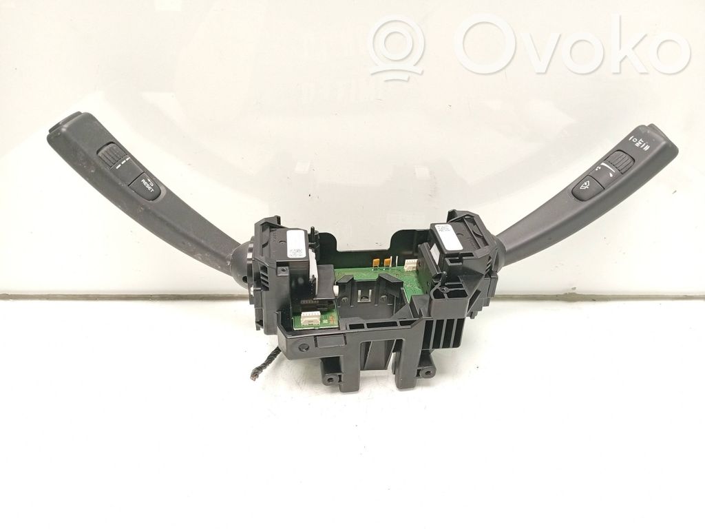 Volvo V40 Wiper turn signal indicator stalk/switch 