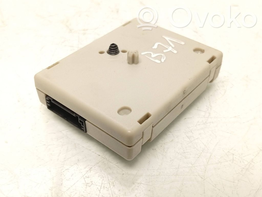 BMW 5 F10 F11 Antennenverstärker Signalverstärker 