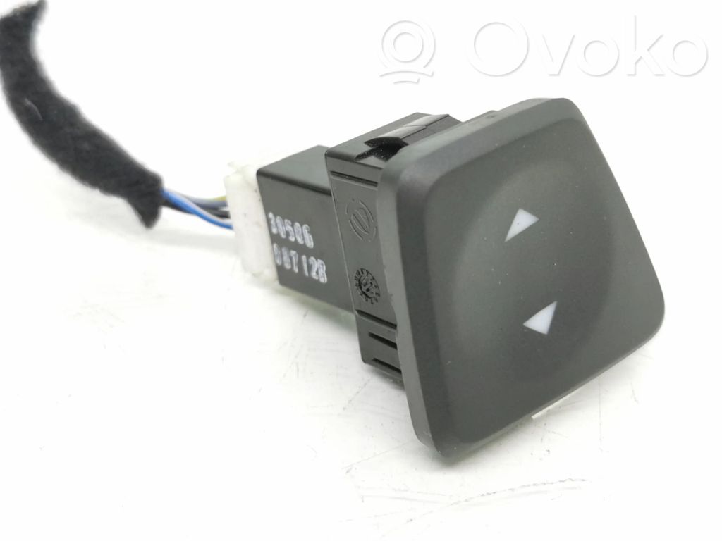 Fiat 500 Electric window control switch 