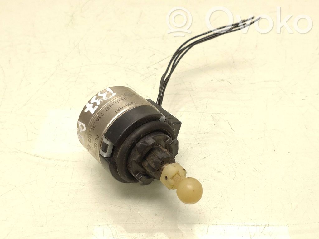 Volvo V40 Motor reglare nivel far 