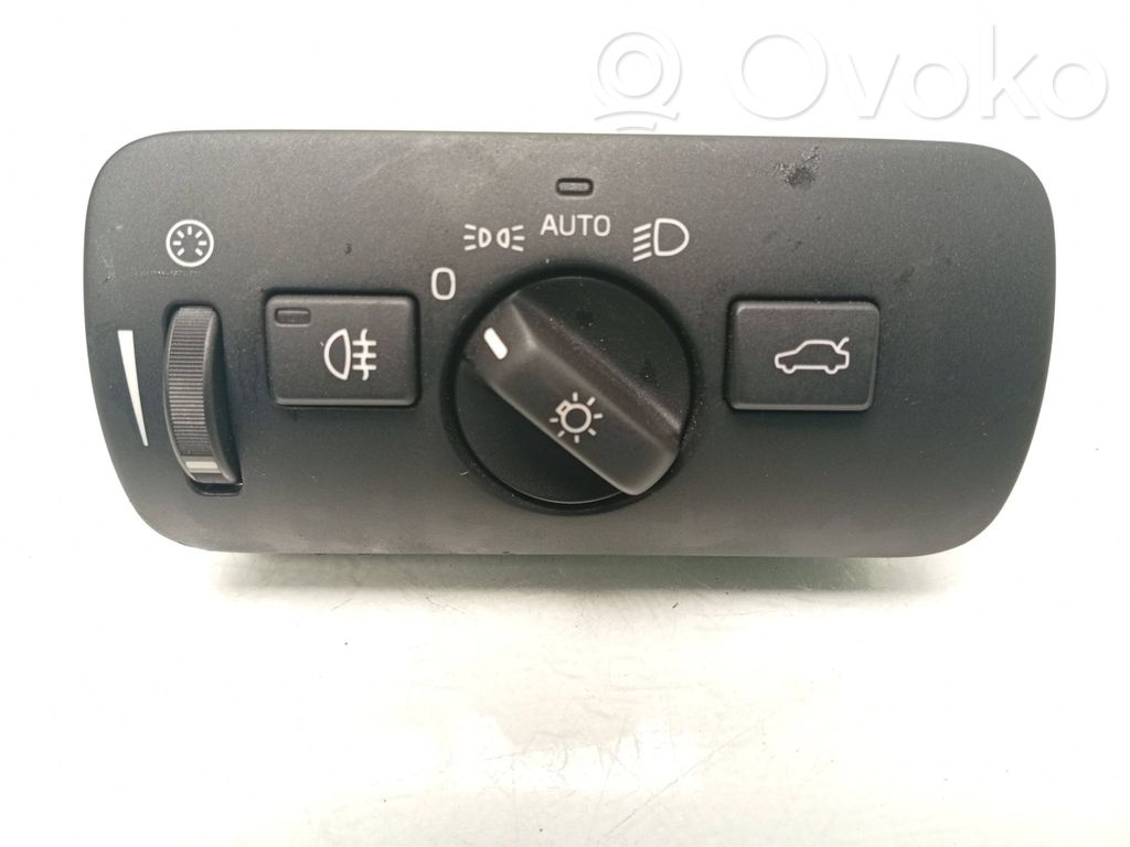 Volvo V40 Light switch 