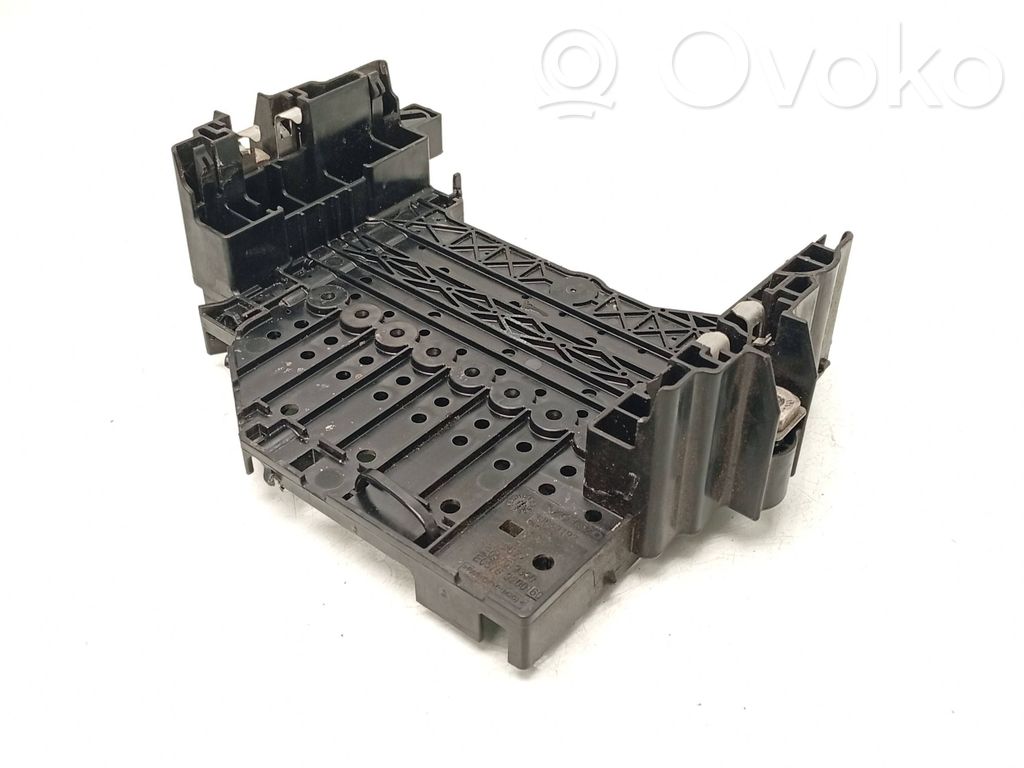 Volvo V40 Fuse module 