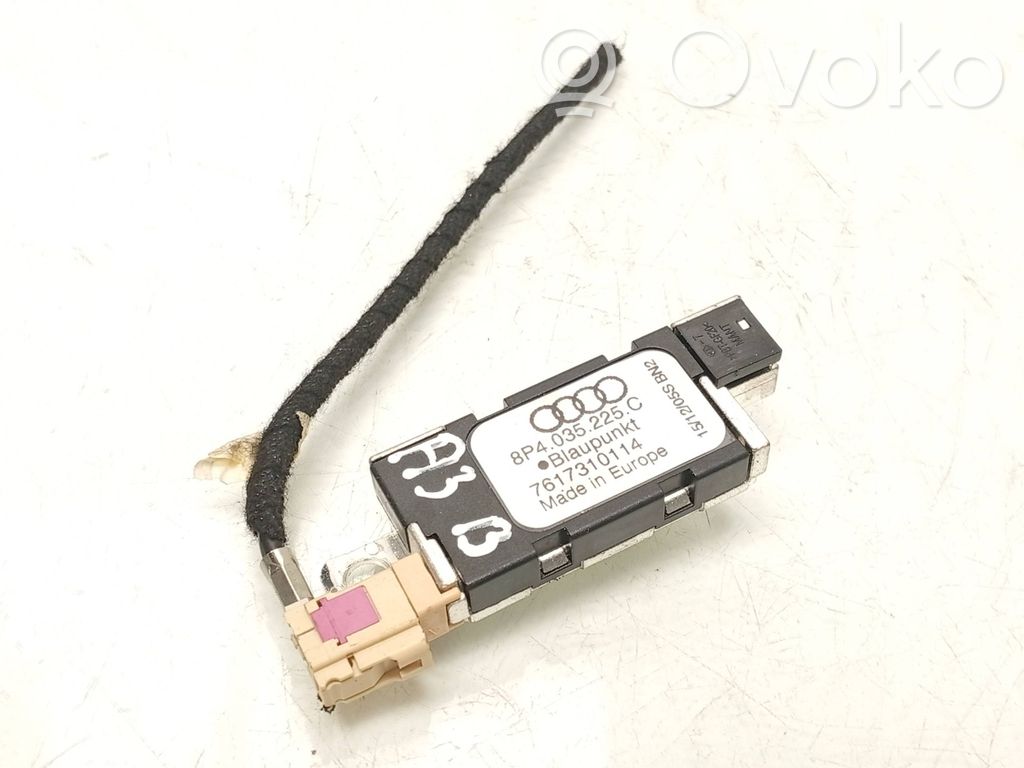 Audi A3 S3 8P Antenos stiprintuvas 