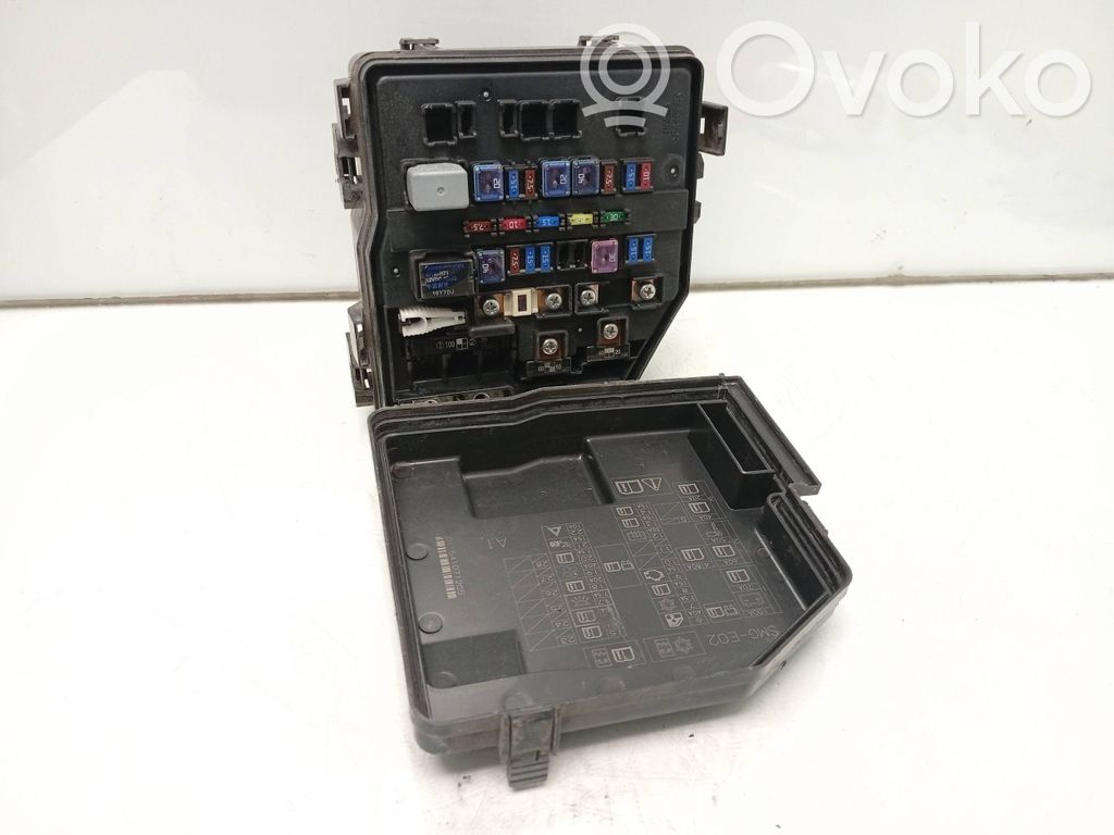 Honda Civic Fuse module 