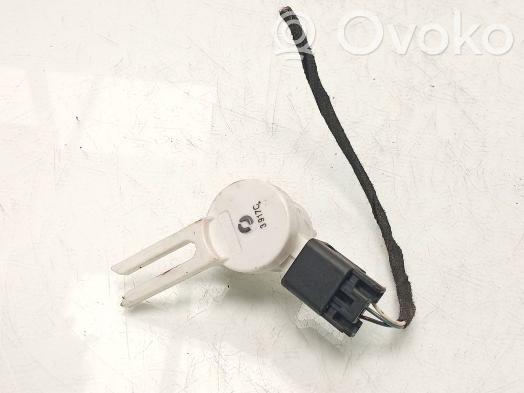 Opel Astra J Jarrupolkimen anturin kytkin 
