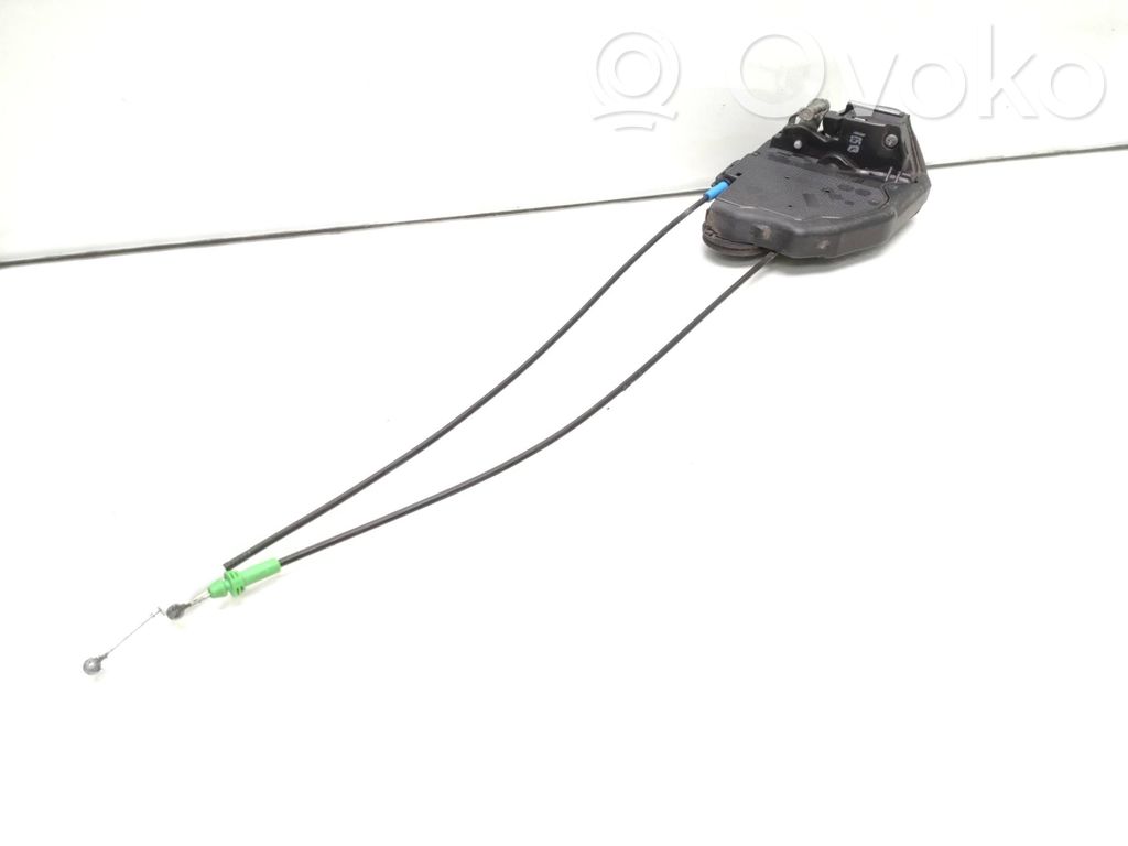 Toyota Auris E180 Rear door lock 