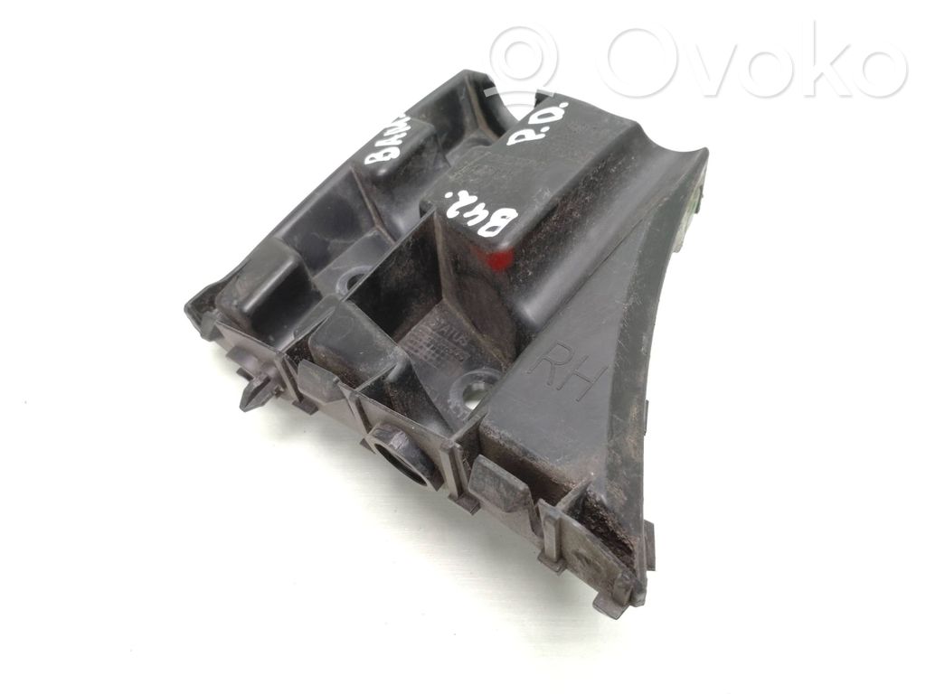 Volvo V40 Front bumper mounting bracket 