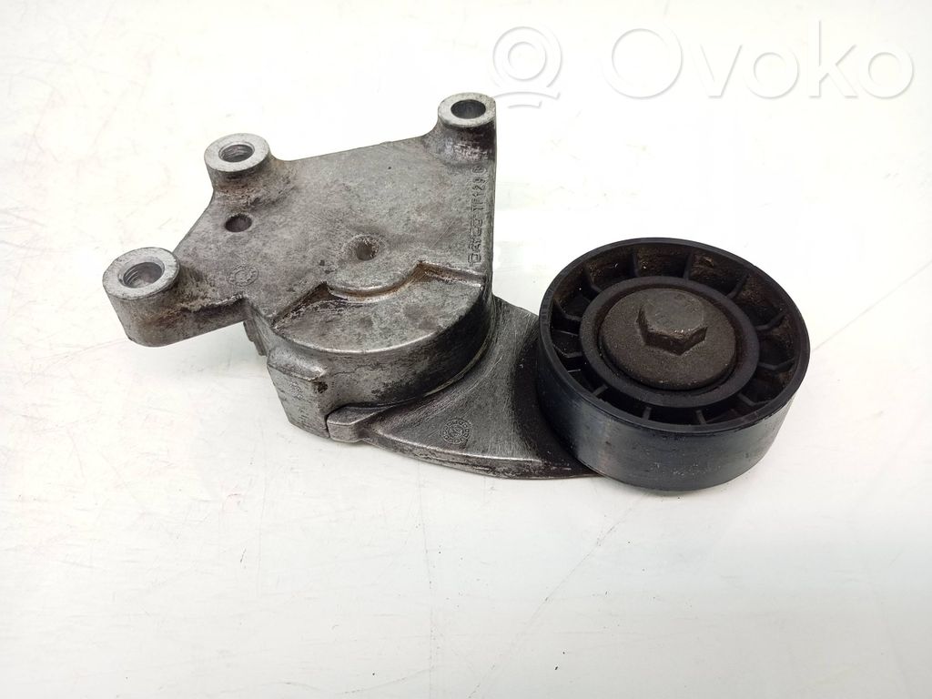 Volvo V40 Diržo įtempėjas 