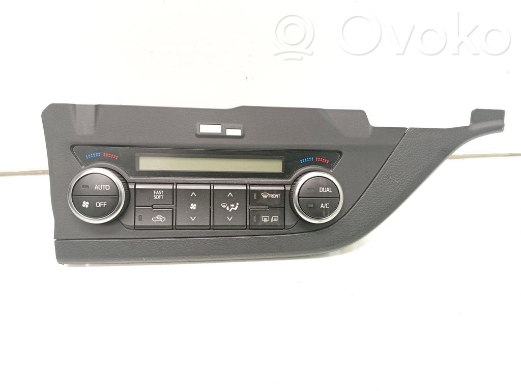 Toyota Auris E180 Climate control unit 