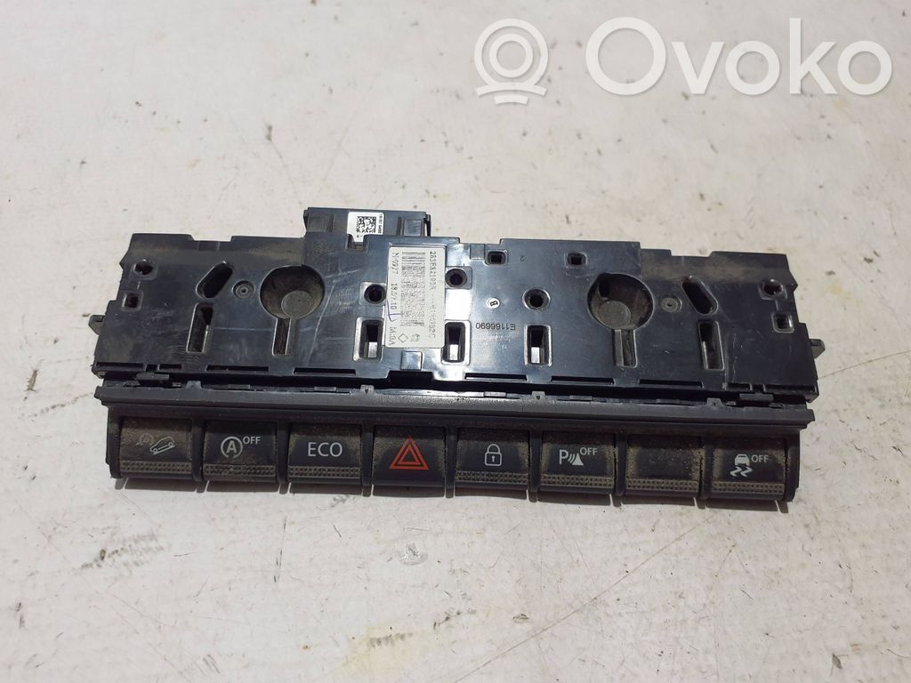 Dacia Duster II Other switches/knobs/shifts 