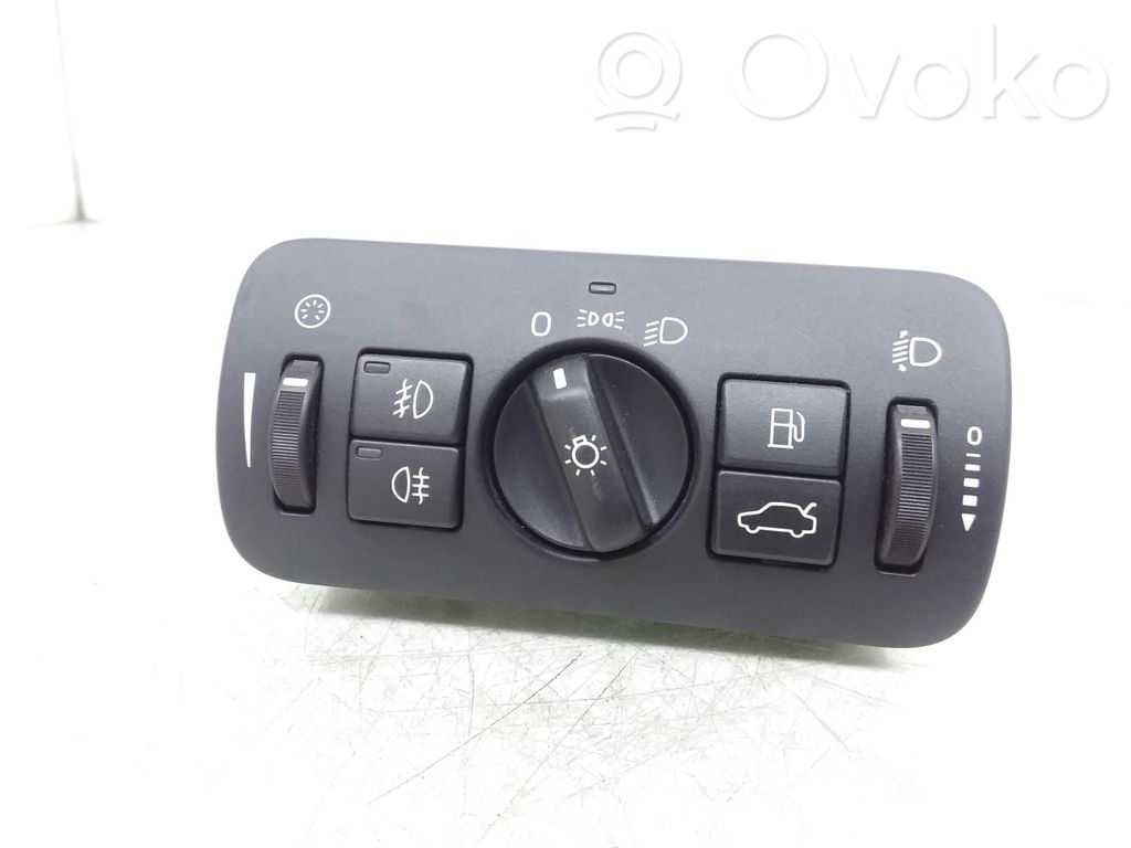 Volvo V70 Light switch 