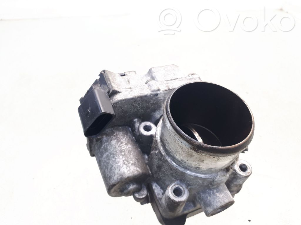 Hyundai i30 Throttle valve 
