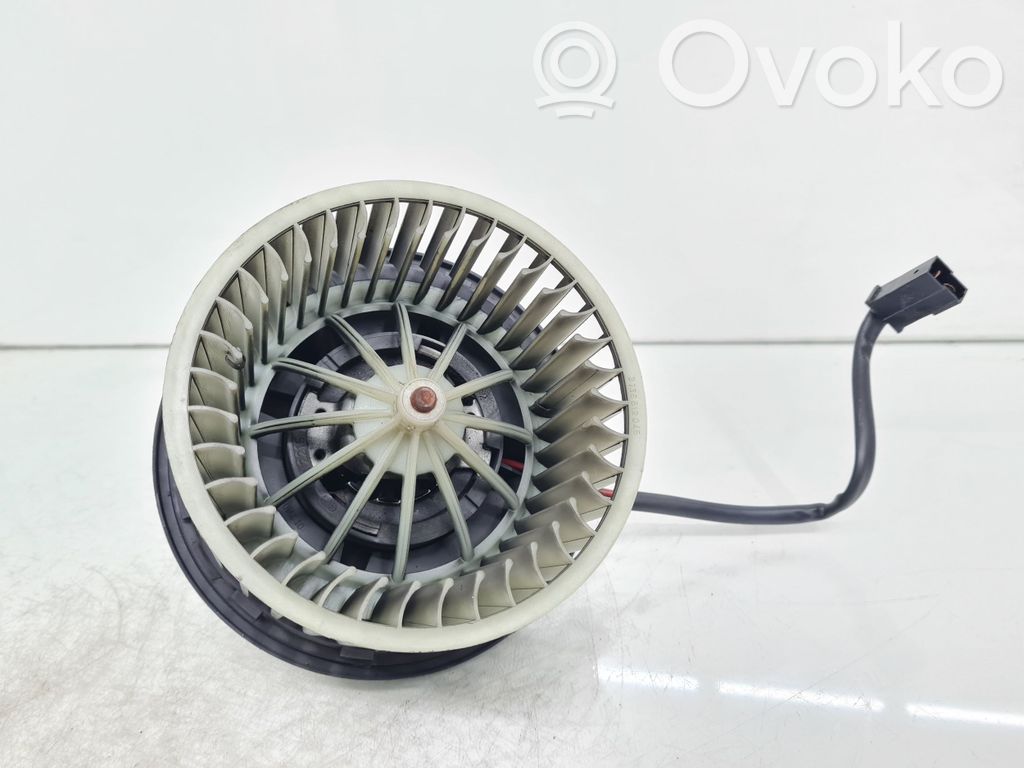 Audi A4 S4 B5 8D Вентилятор печки 