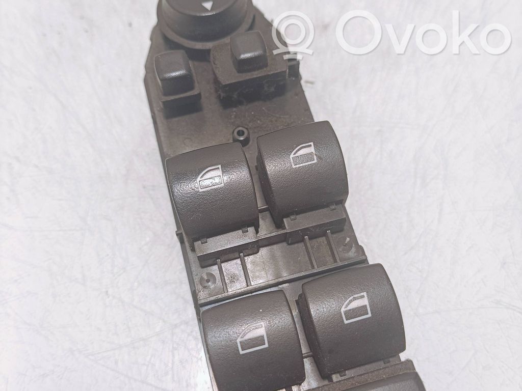 BMW 5 E60 E61 Electric window control switch 