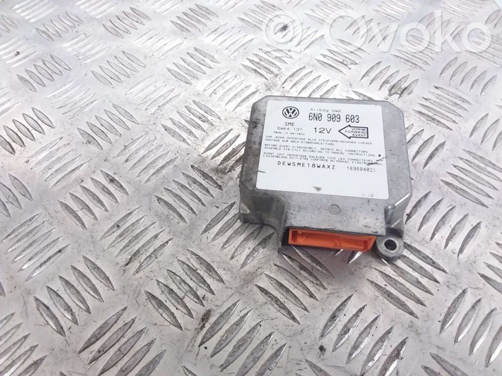 Volkswagen Sharan Airbag control unit/module 