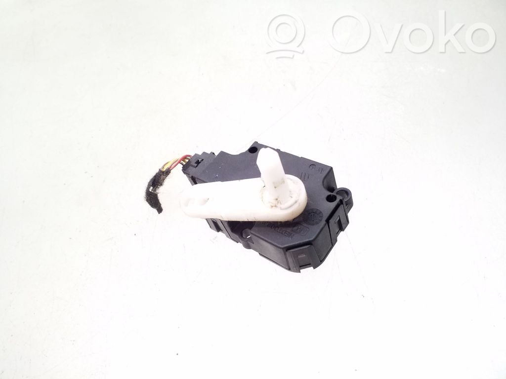 Audi A6 S6 C7 4G Silniczek nagrzewnicy 