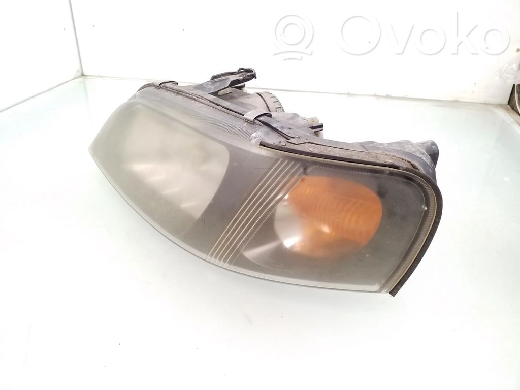Mitsubishi Space Star Phare frontale 