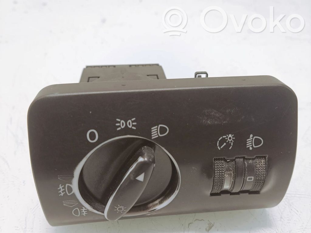 Audi A6 S6 C5 4B Light switch 