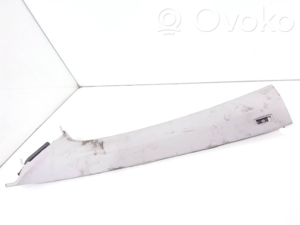 Osłona słupka szyby przedniej / A   5K0867233C
