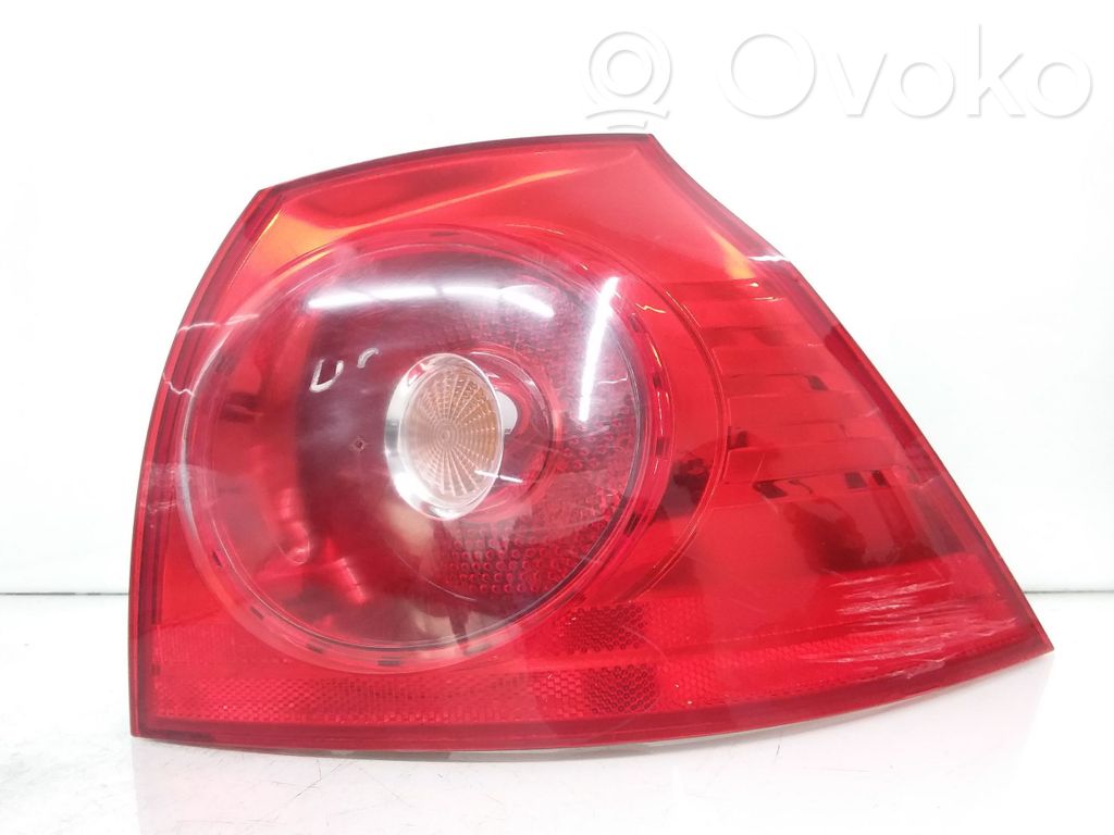 Lampa tylna   1K6945096N,1K6945258