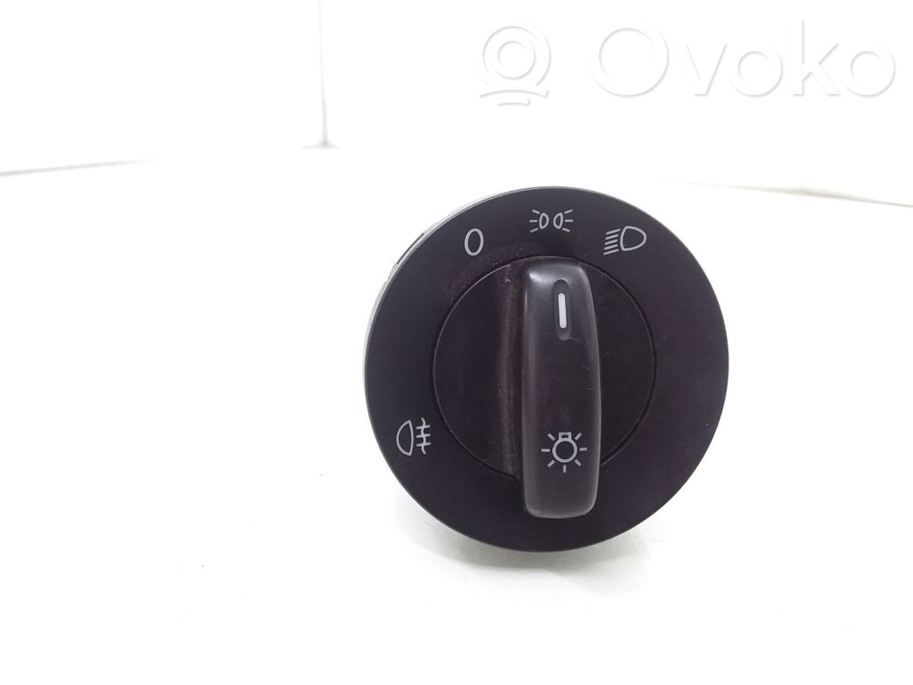 Volkswagen PASSAT B6 Interruptor de luz 