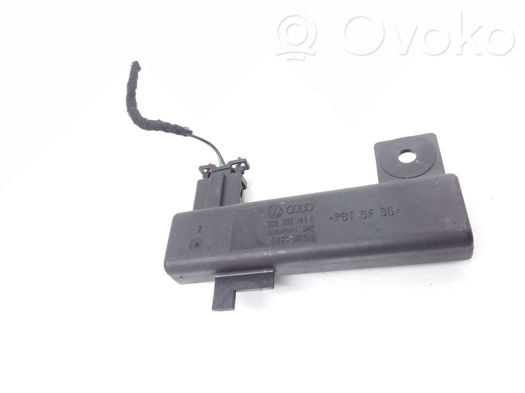 Volkswagen Touareg I Interior comfort aerial antenna 
