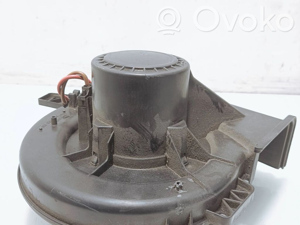 Volkswagen Polo Lämmittimen puhallin 