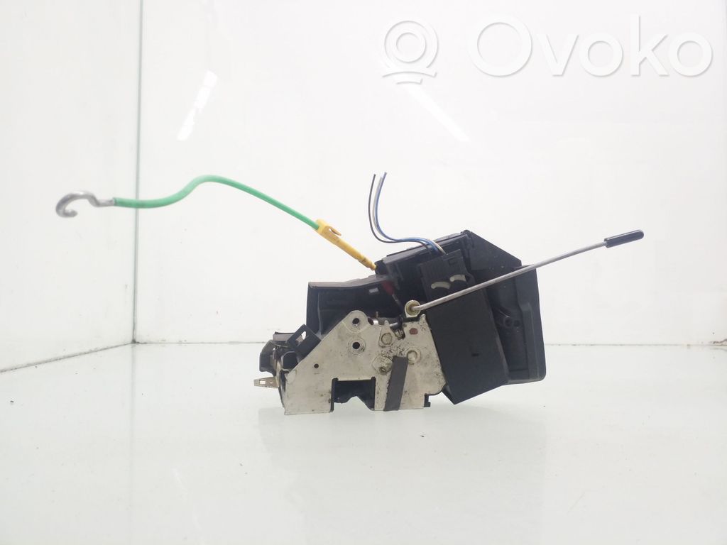 BMW 5 E39 Front door lock 
