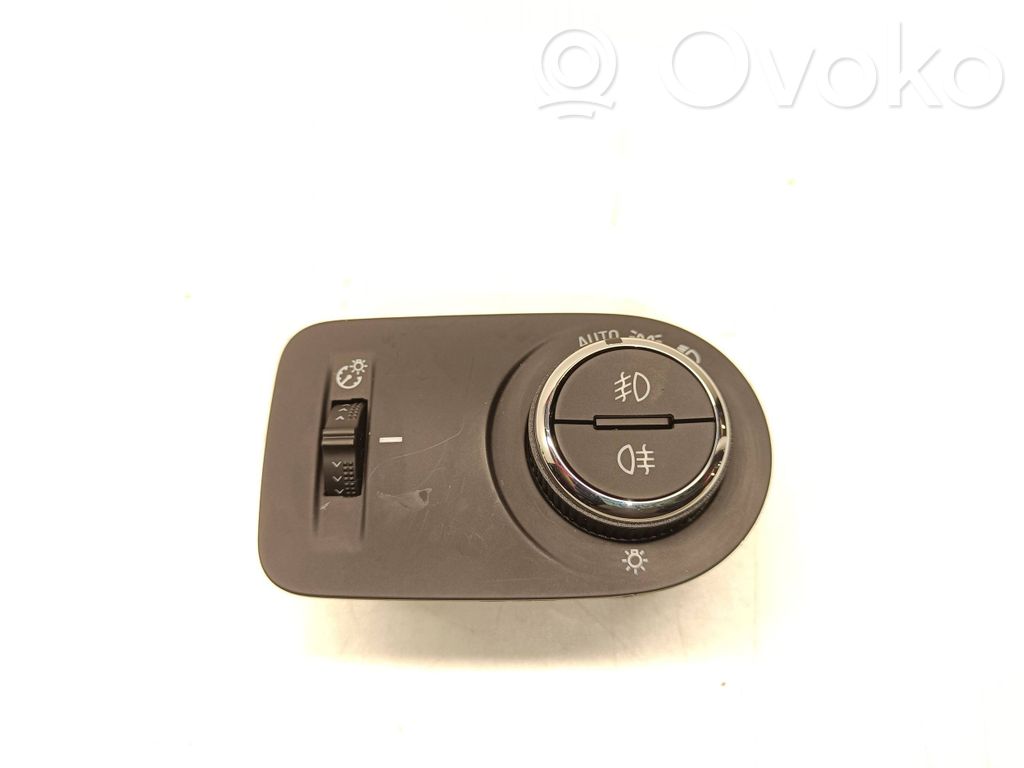 Opel Corsa F Interruptor de luz 