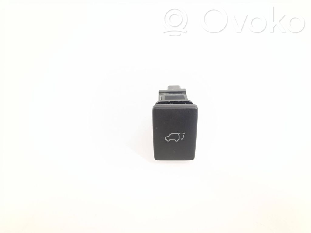 Toyota RAV 4 (XA40) Tailgate opening switch 
