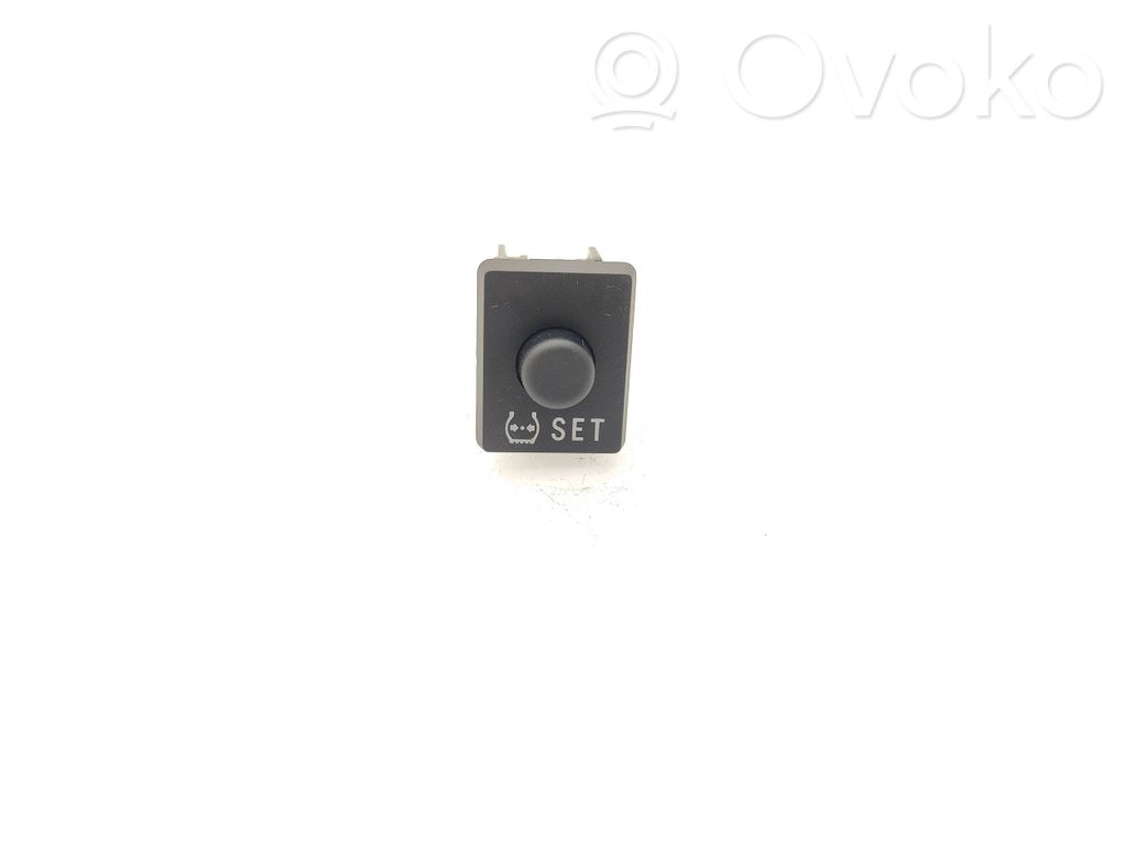 Toyota Yaris Otros interruptores/perillas/selectores 