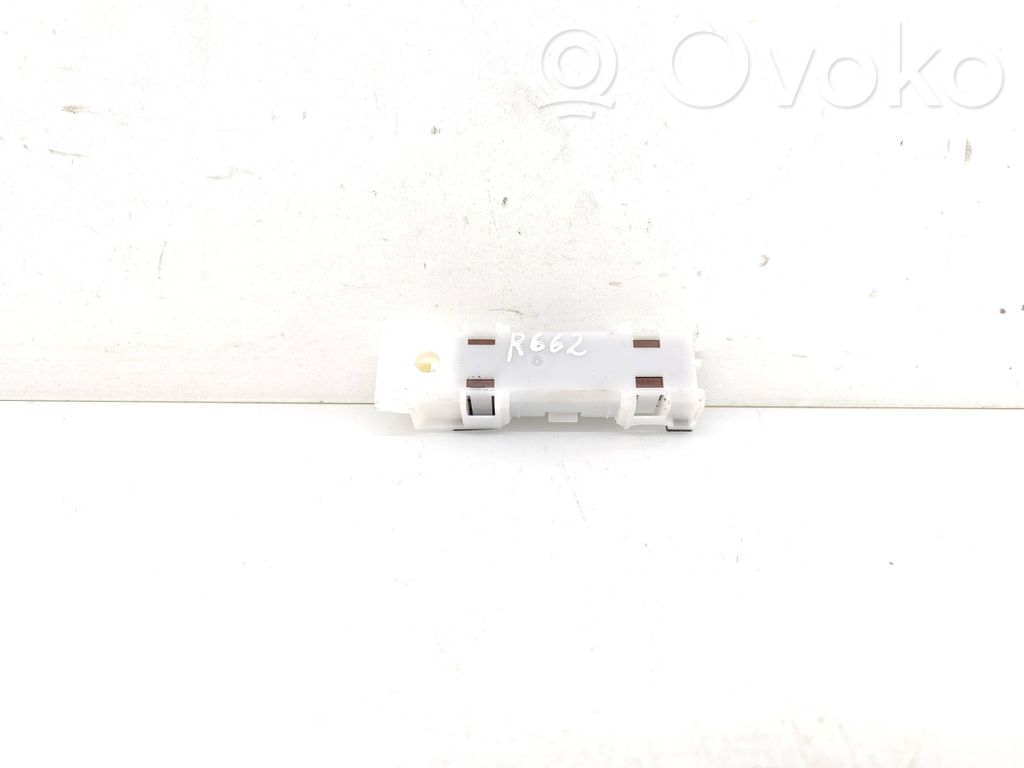 Toyota Yaris Antena aérea cómodo interior 