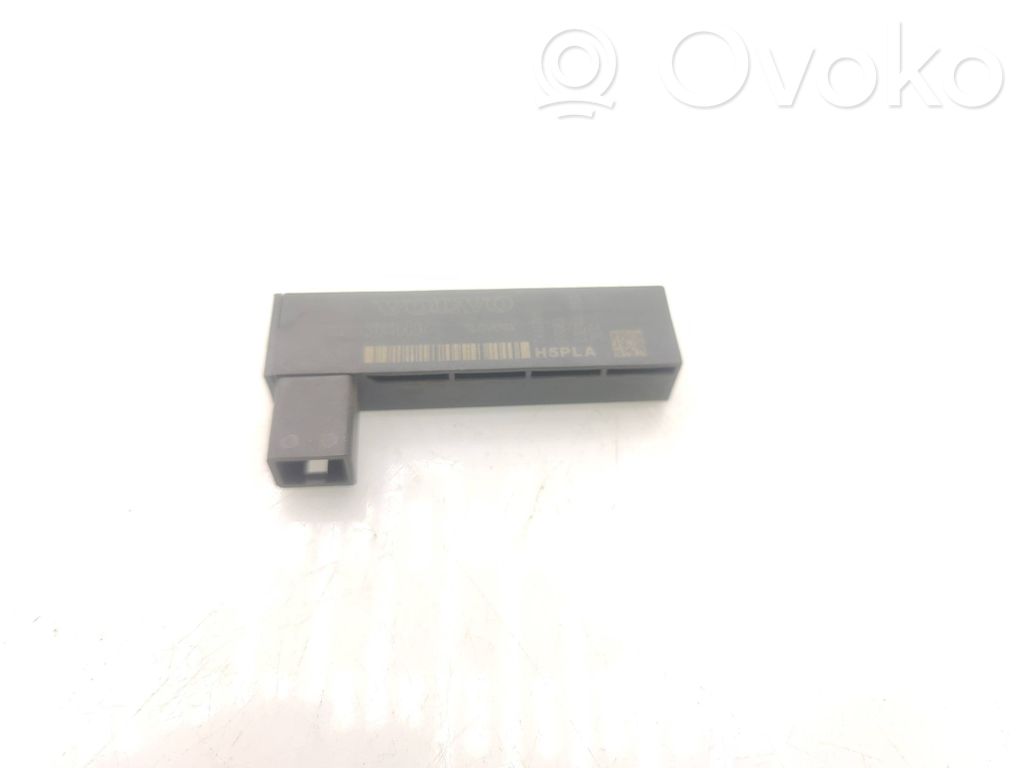 Volvo V60 Antenos stiprintuvas 