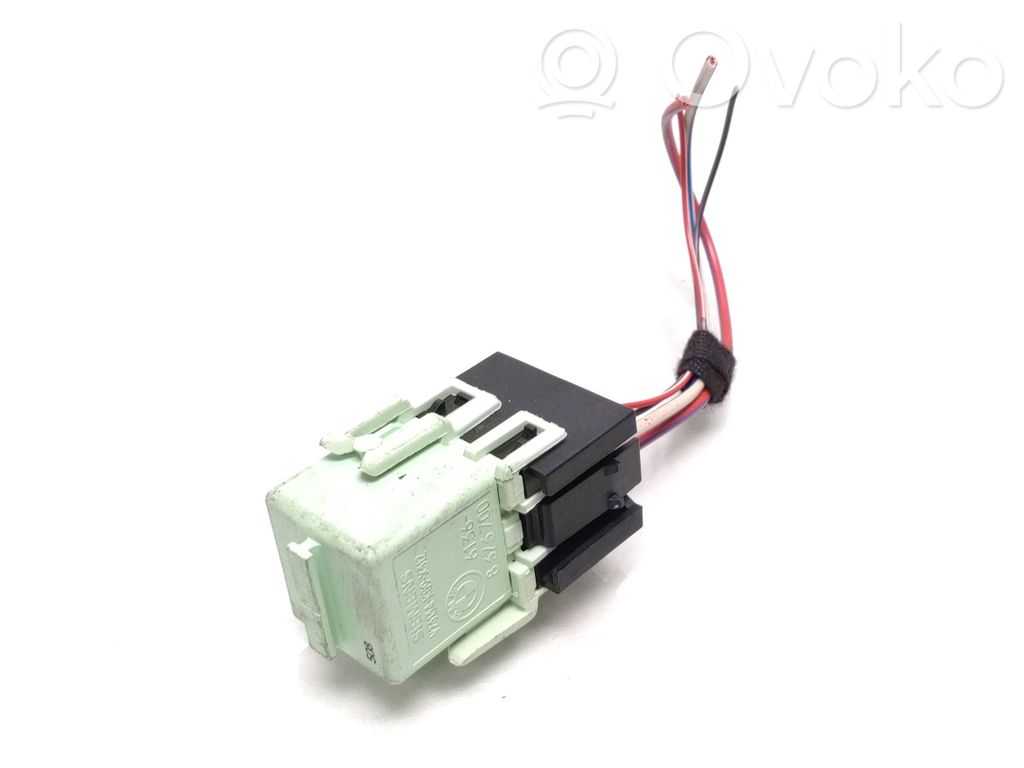 BMW 3 E46 Other relay 