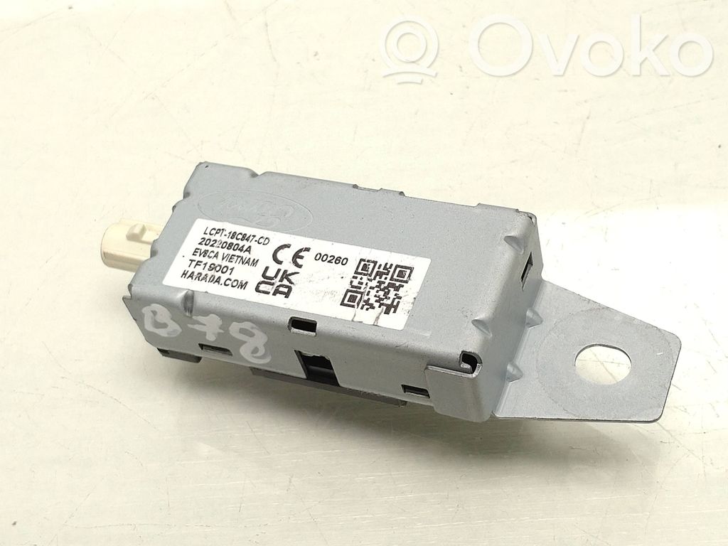 Volvo V40 Antenos stiprintuvas 