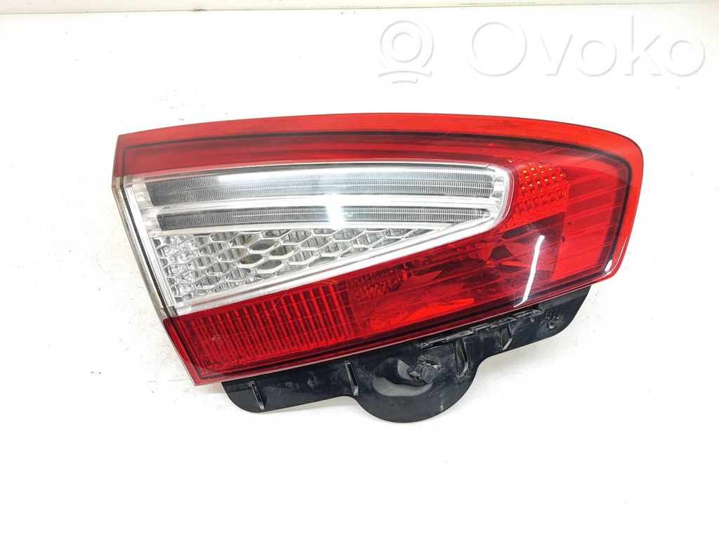 Ford Mondeo MK IV Tailgate rear/tail lights 