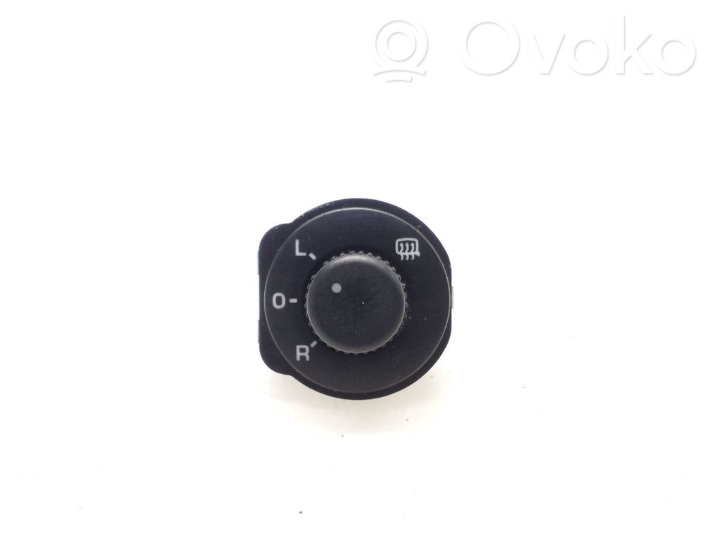 Skoda Octavia Mk2 (1Z) Wing mirror switch 