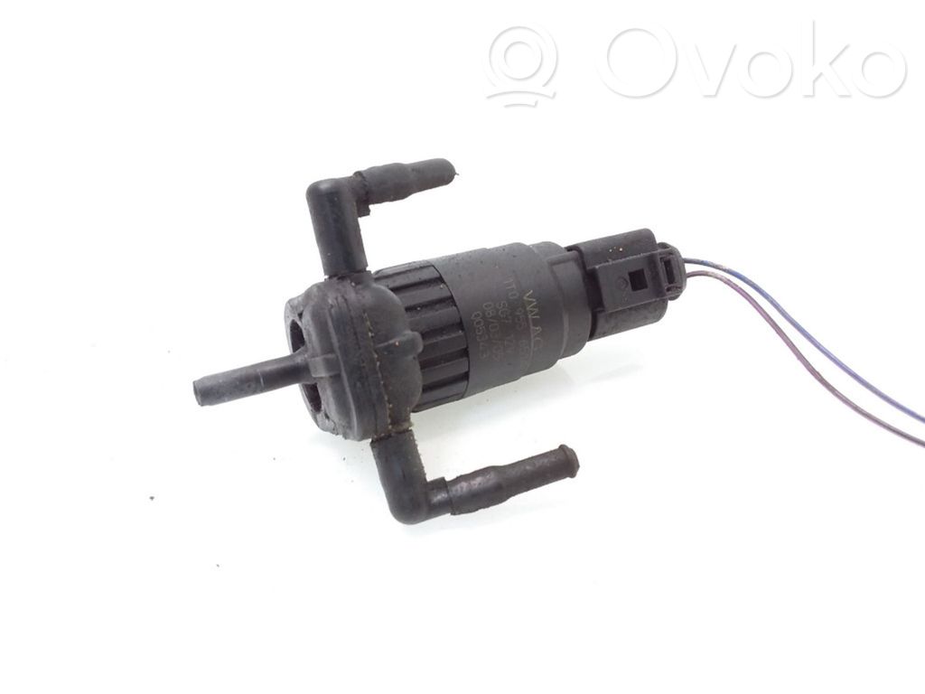 Audi A4 S4 B7 8E 8H Windscreen/windshield washer pump 