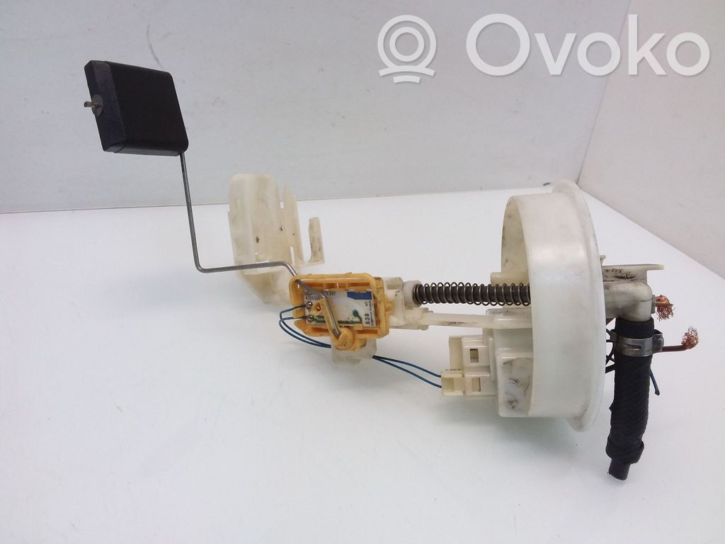 Mercedes-Benz E W211 Sensor de nivel de combustible 