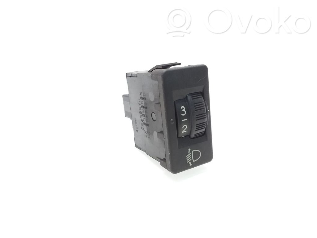 Peugeot 307 Headlight level height control switch 