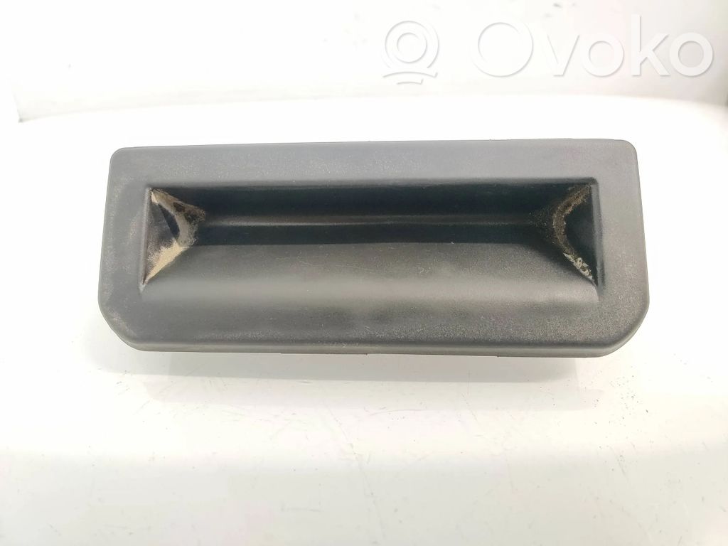 Volkswagen T-Cross Tailgate opening switch 