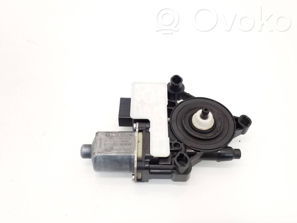 Skoda Octavia Mk3 (5E) Takaoven ikkunan nostomoottori 