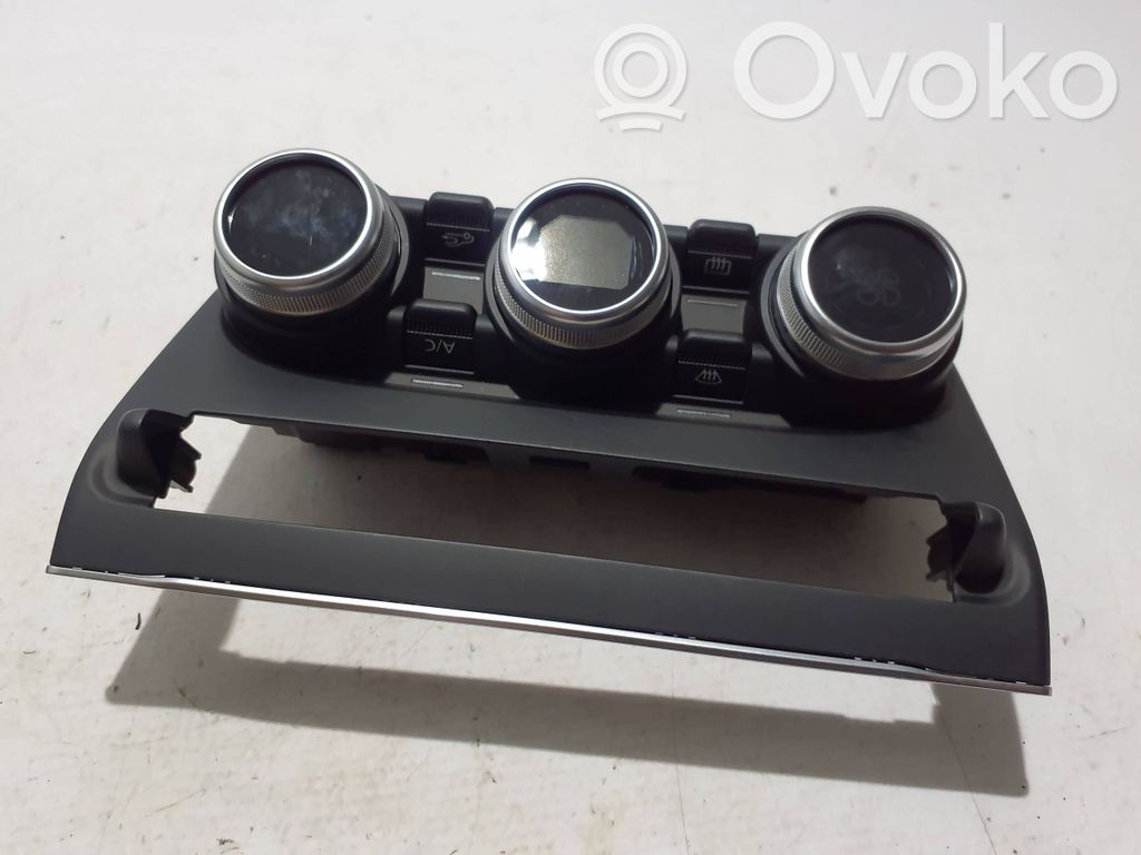 Renault Clio V Climate control unit 