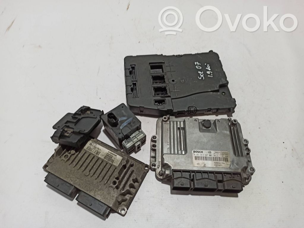 Renault Scenic II -  Grand scenic II Engine control unit/module 