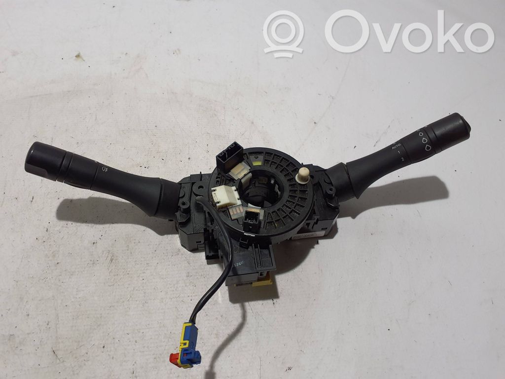 Renault Fluence Wiper turn signal indicator stalk/switch 