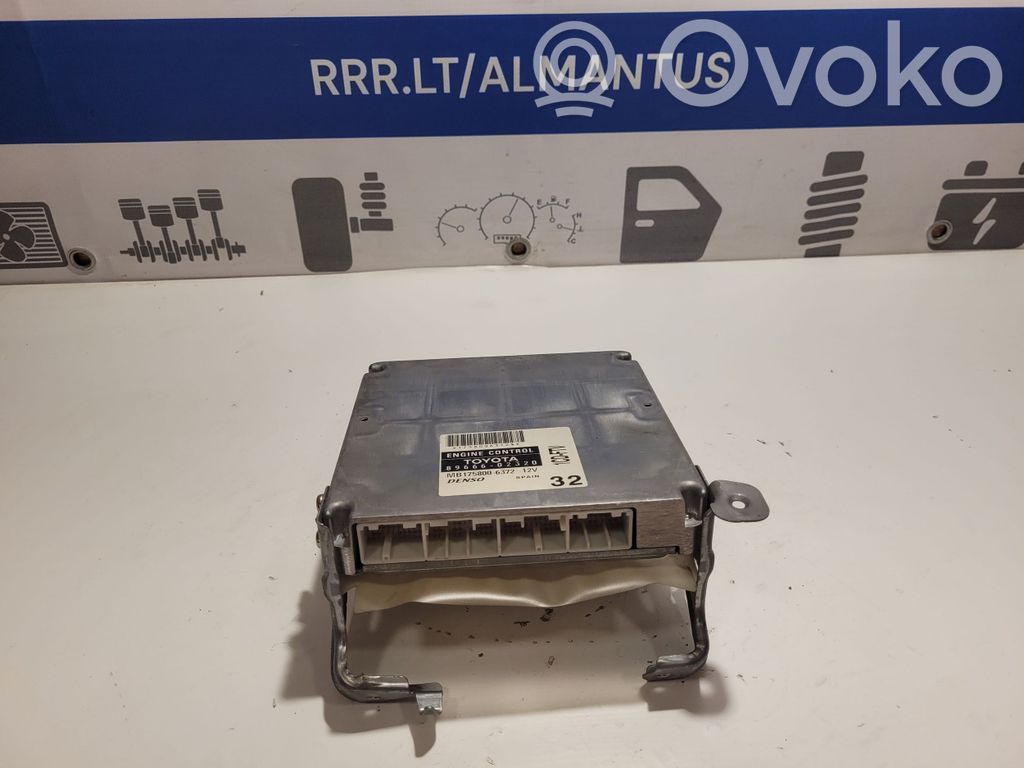 Toyota Corolla E120 E130 Engine control unit/module 