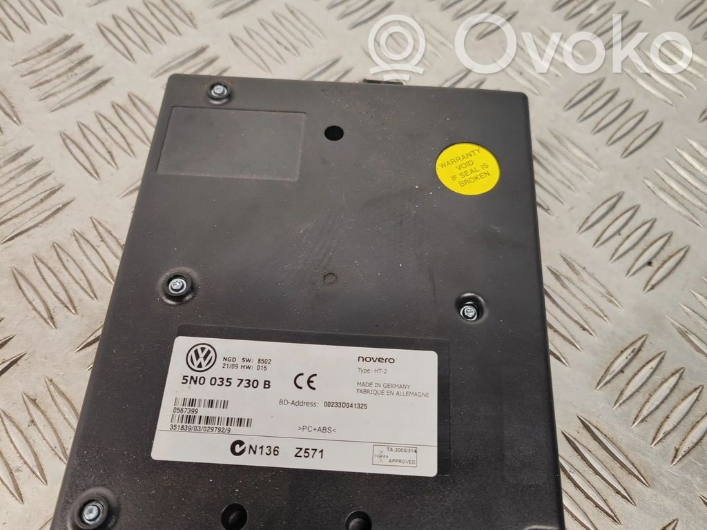 Volkswagen PASSAT B6 Bluetooth control unit module 