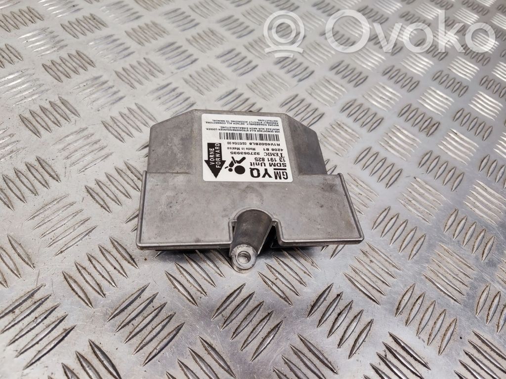 Opel Astra H Airbag control unit/module 